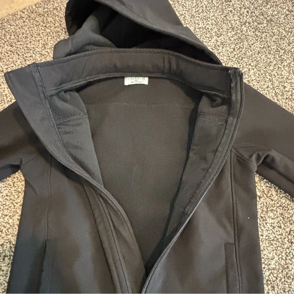 Class Club Black Soft-shell Hooded Chest Pocket Removable Hood Boy’s Jacket 4/5